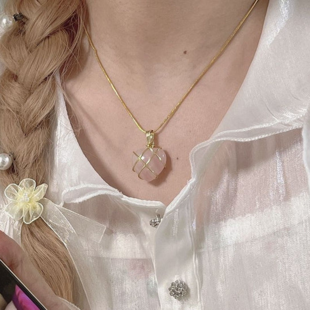 Elmas Şato kalp kolye