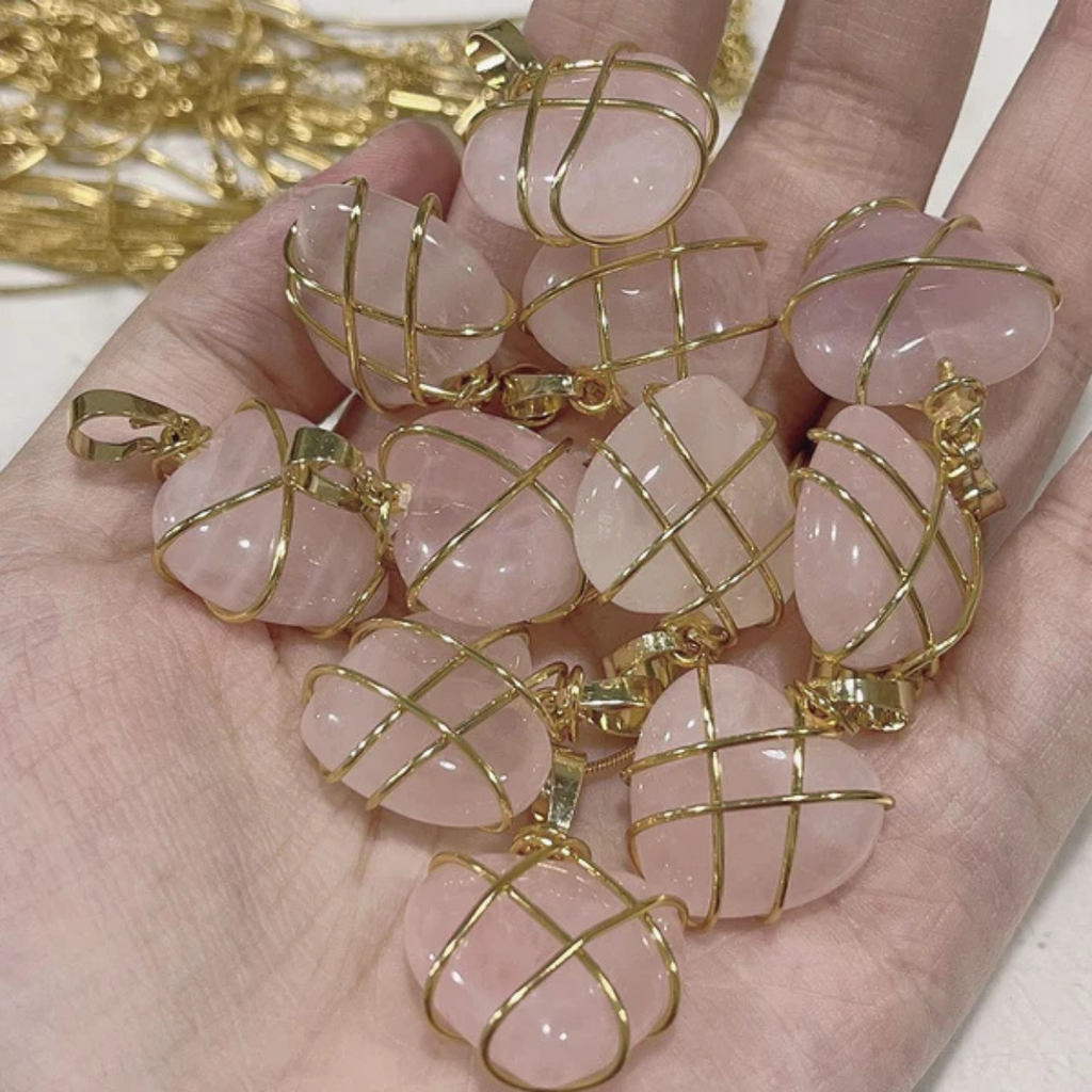 Elmas Şato kalp kolye